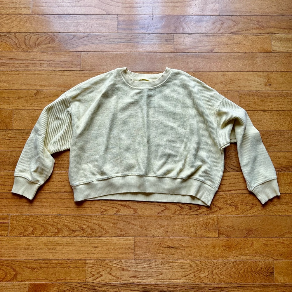 Aerie Light Butter Yellow Cream Cozy Sweater